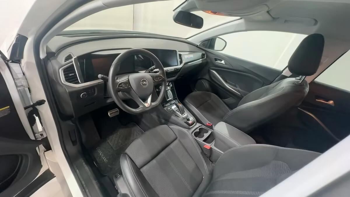 Opel Grandland 1.2 Turbo 12V 130 CV aut. Business Elegance