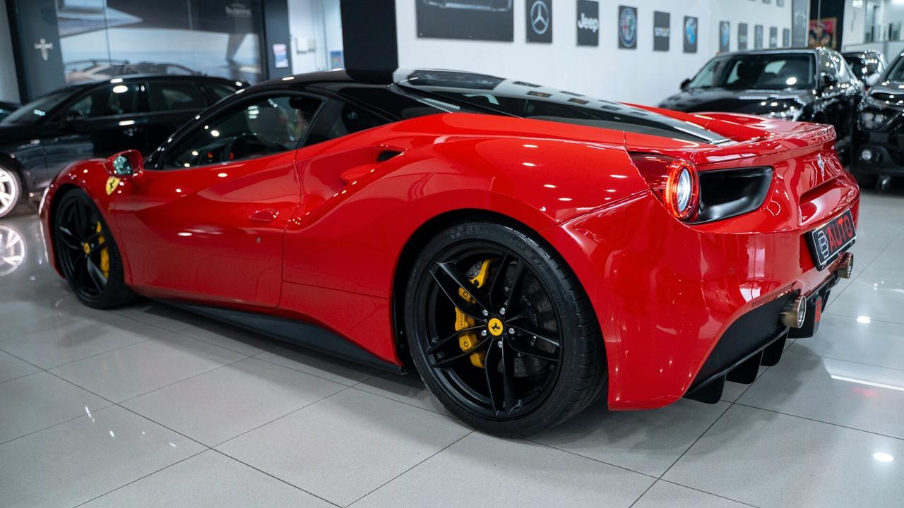 Ferrari 488 GTB 3.9 DCT FULL CARBON CARBOCERAMIC DISPLAY SEDIL