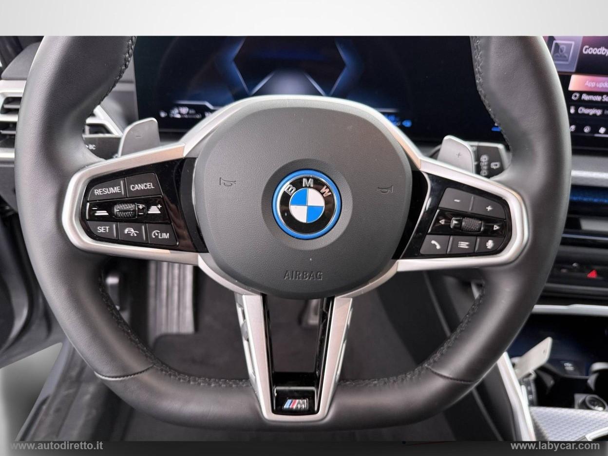 BMW 330e Touring Msport