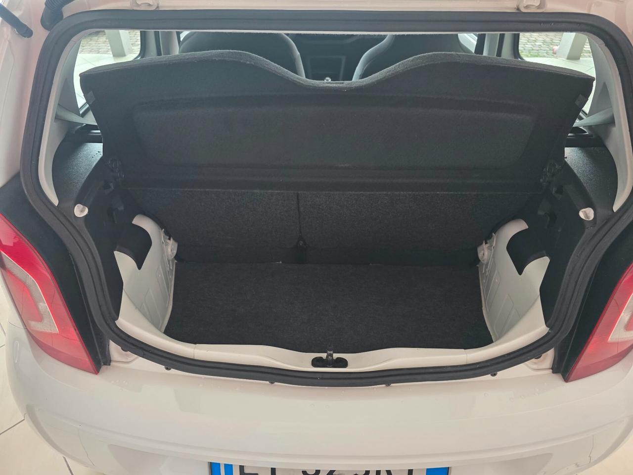 VOLKSWAGEN UP 1.0 METANO DEL NORD ITA 2015
