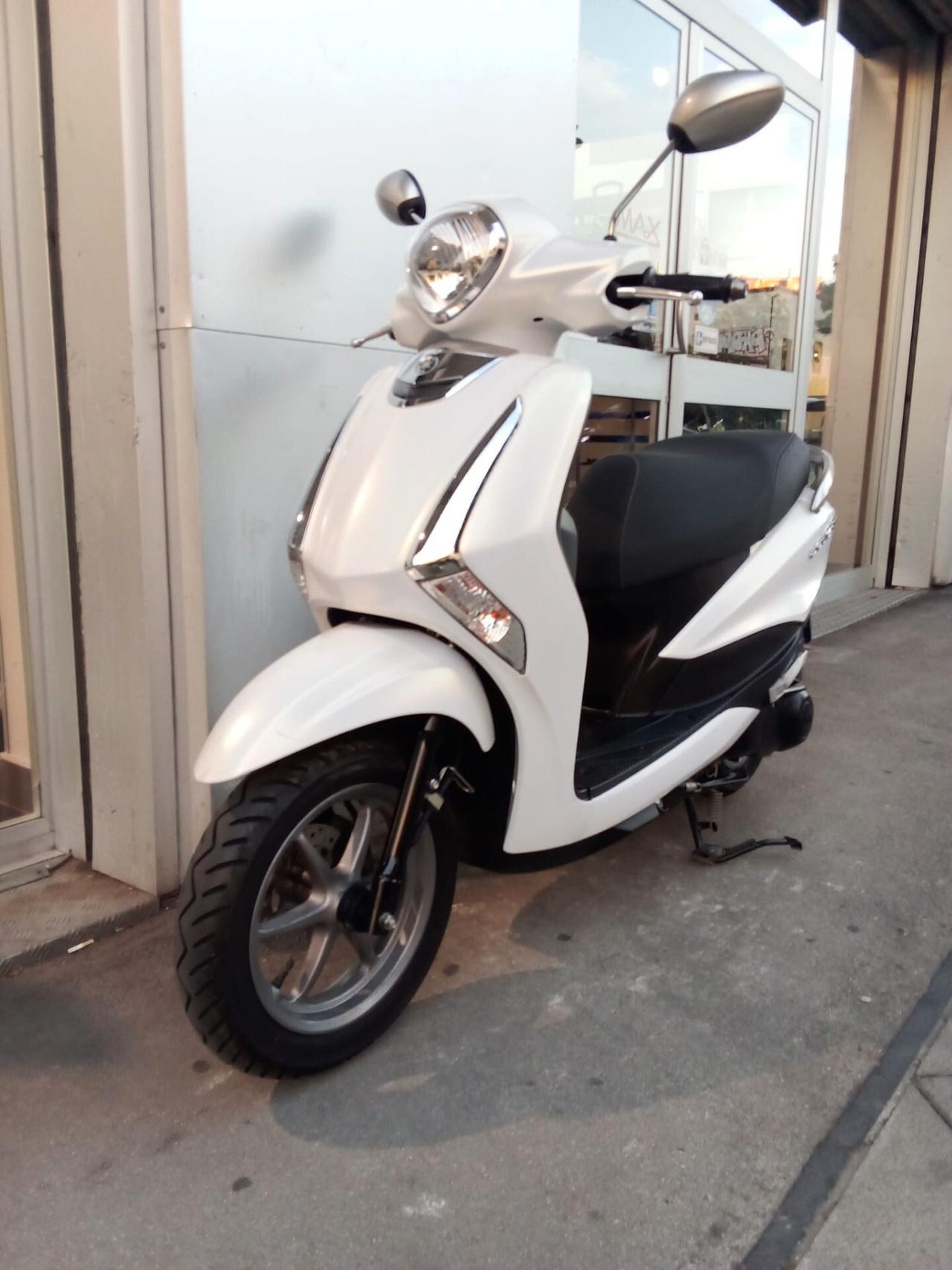 Yamaha D'elight 125