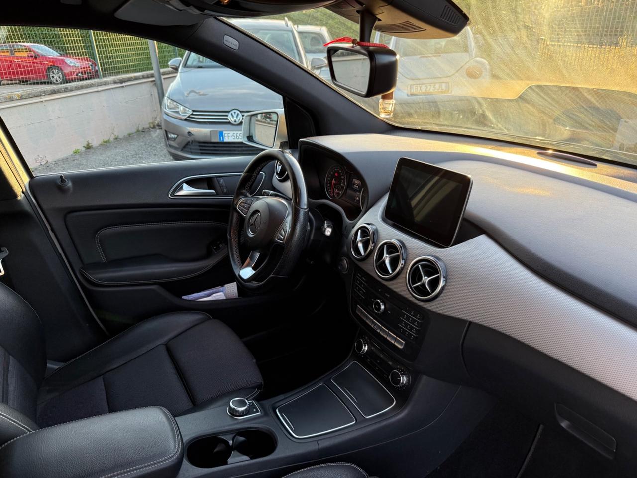 Mercedes-benz B 200 d Automatic Premium