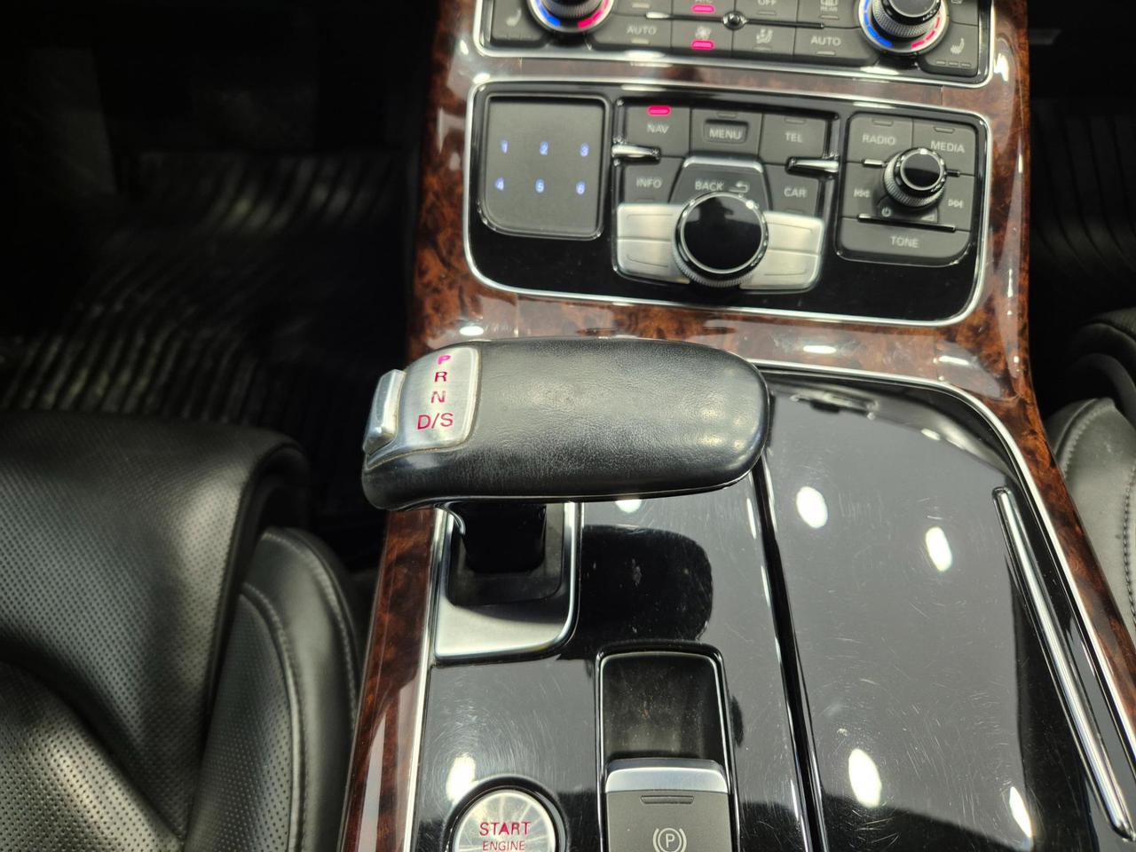 Audi A8 3.0 V6 tdi quattro tiptronic - Cam - Cruise/Lim - Soft Close