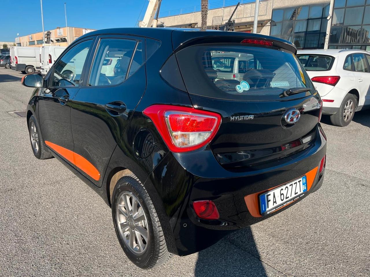 Hyundai i10 1.0 MPI Sound Edition