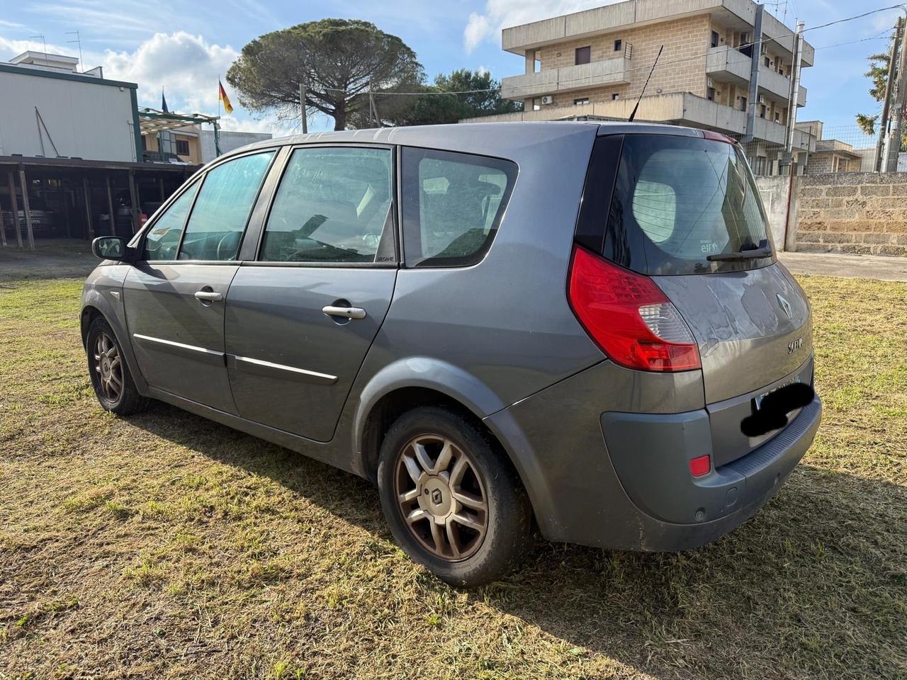 Renault Scenic Scénic 1.5 dCi/105CV 7 POSTI