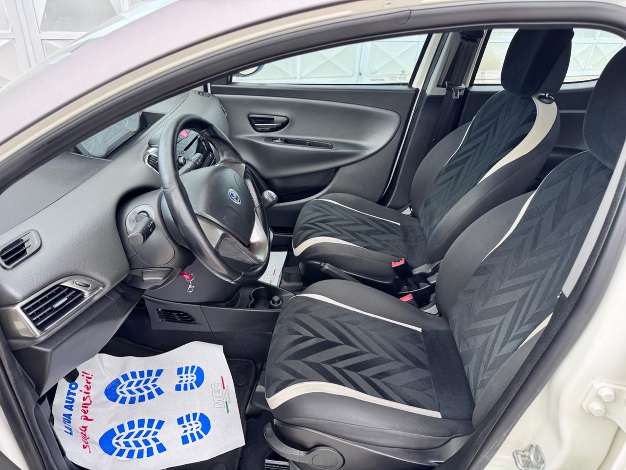 Lancia Ypsilon 1.3 MJT 16V 95 CV 5 porte S&S Platinum