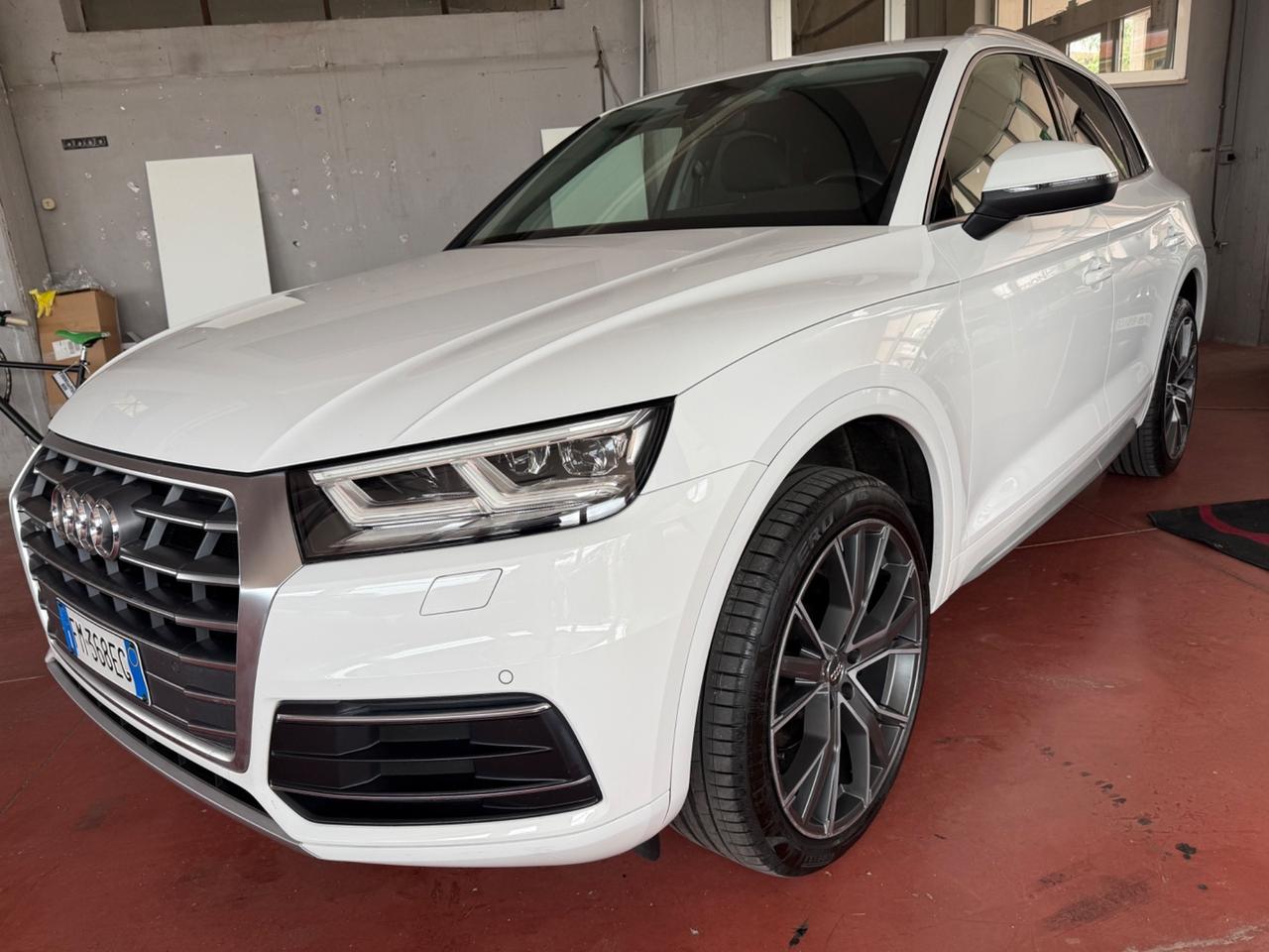 Audi Q5 2.0 TDI 190 CV quattro S tronic line plus solo da Qualitycars Pescara