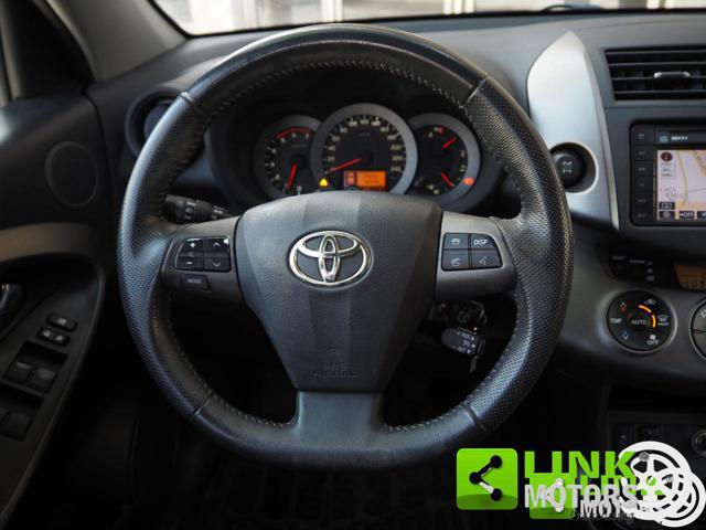 TOYOTA RAV 4 2.2 D-4WD Luxury