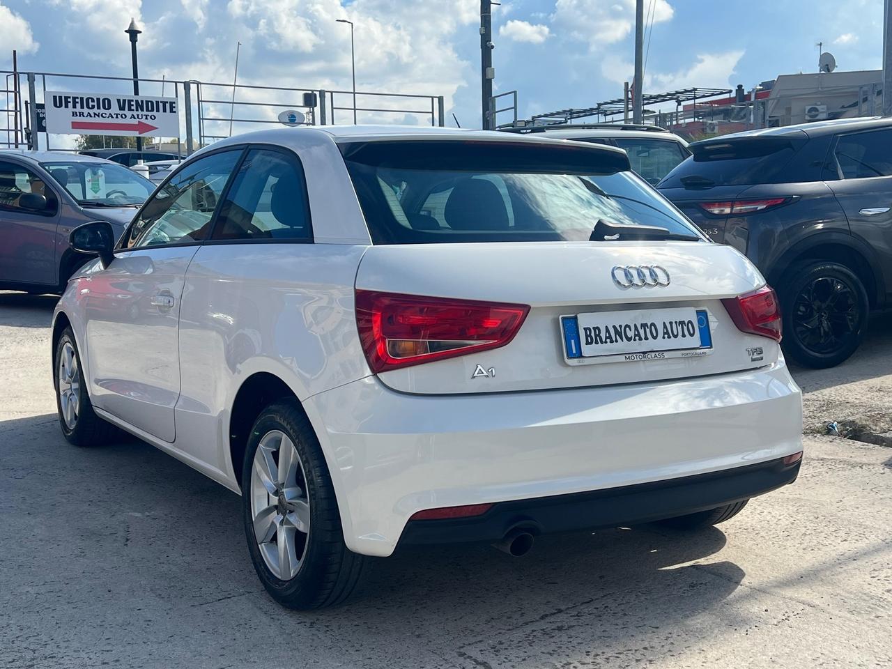 Audi A1 1.0 TFSI ultra Metal plus