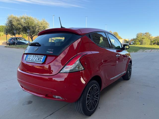 LANCIA Ypsilon HYBRID PLATINUM !!! INTROVABILE !! FULL FULL !!!