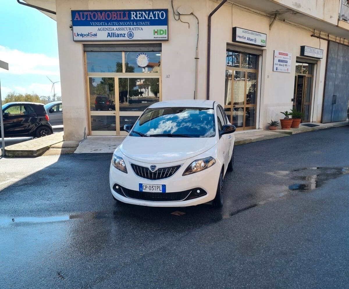 Lancia Ypsilon 1.0 FireFly 5 porte S&S Hybrid Gold Plus