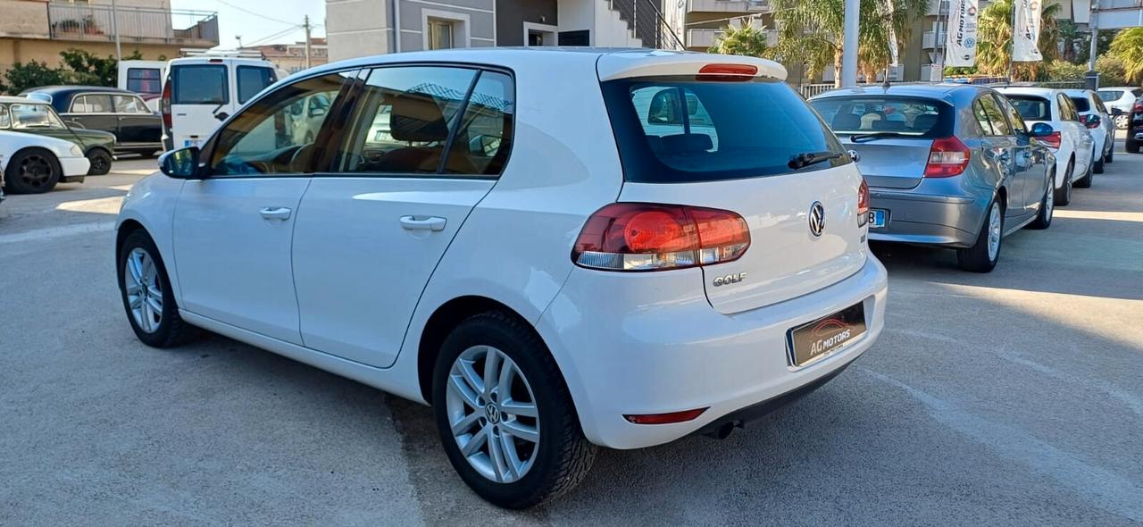 Volkswagen Golf 1.6 TDI 105cv. Highline