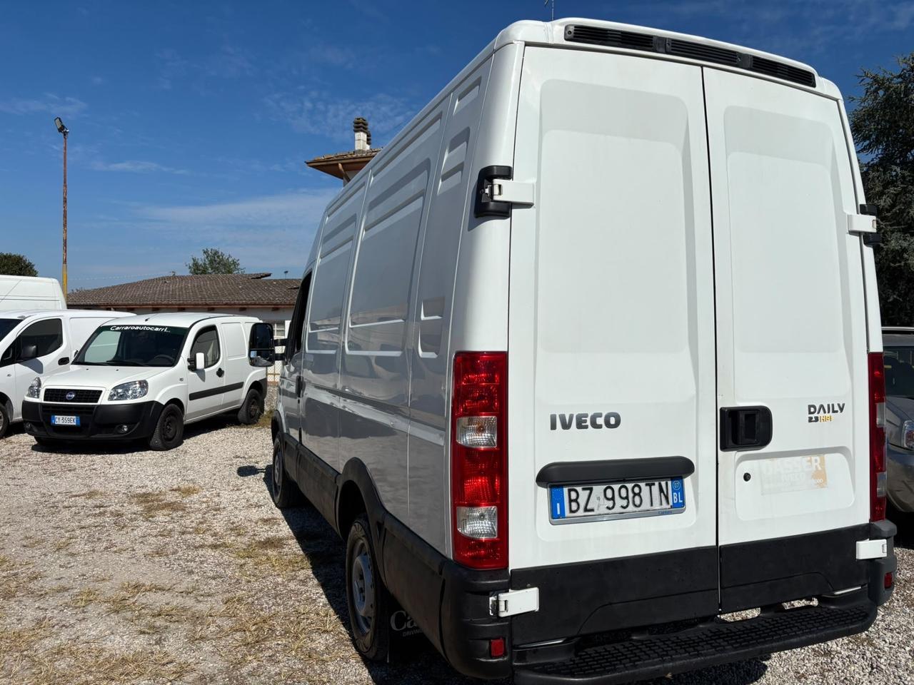 Iveco Daily 35C12 2.3 Hpi PL-RG Cabinato
