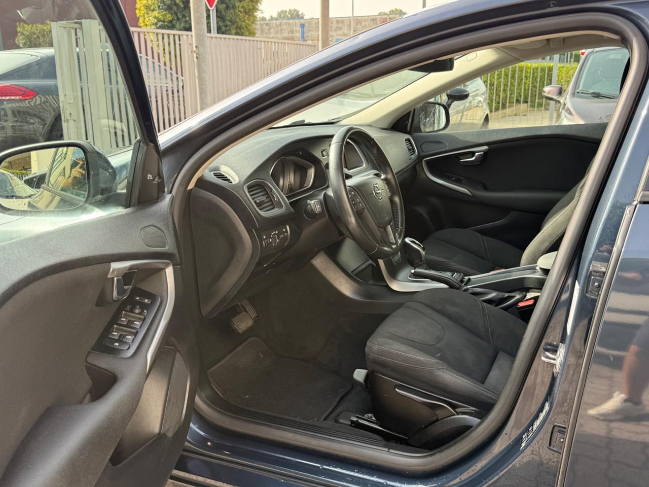 Volvo V40 Aut. D2 2.0d Geartronic