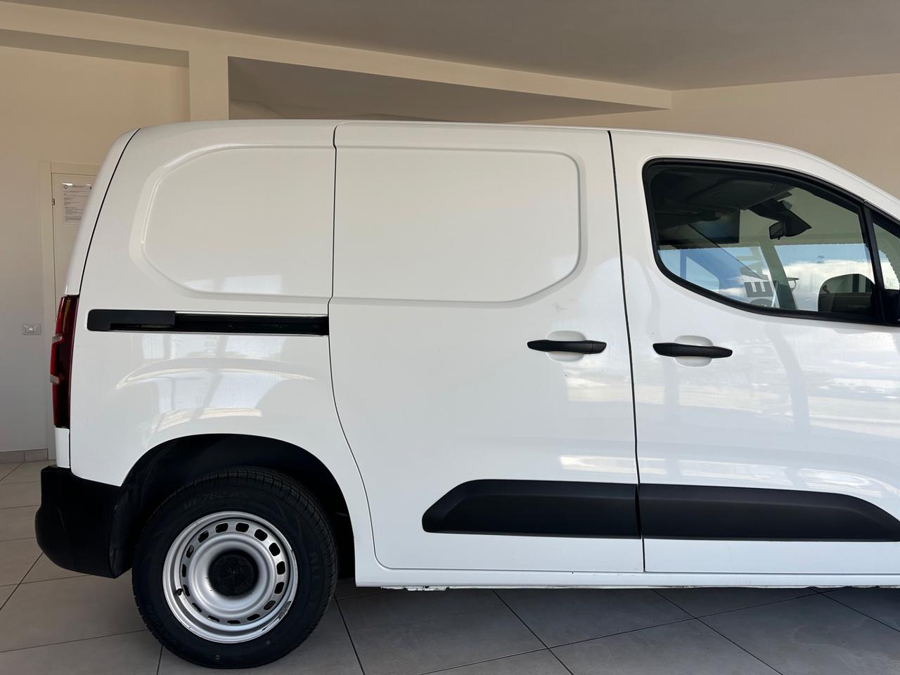 Peugeot Partner 1.5 Hdi 100CV 3 POSTI