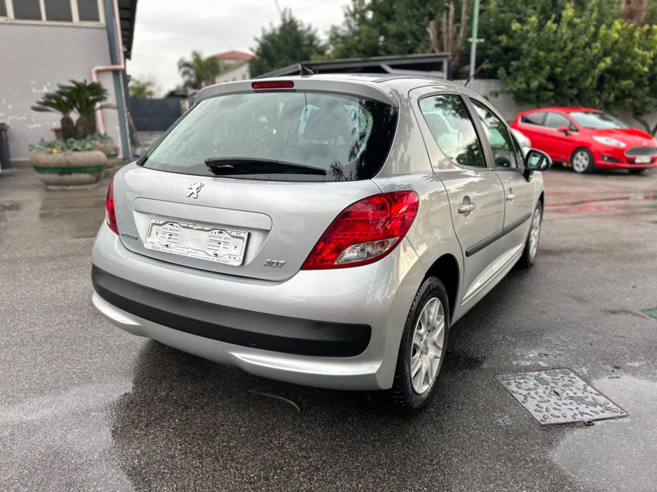 Peugeot 207 1.4 HDi 70Cv