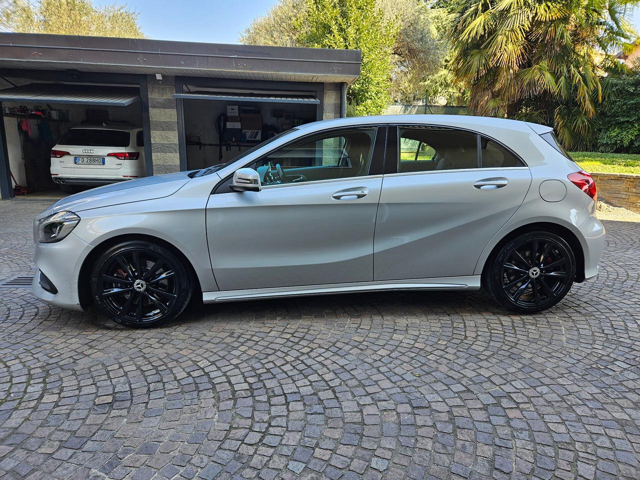 Mercedes-benz A 220 d Automatic Premium