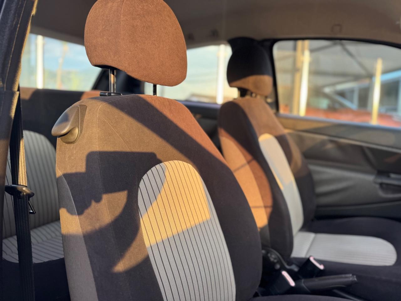 LANCIA YPSILON 1.2 60 CV PLATINO NEO PATENTATI