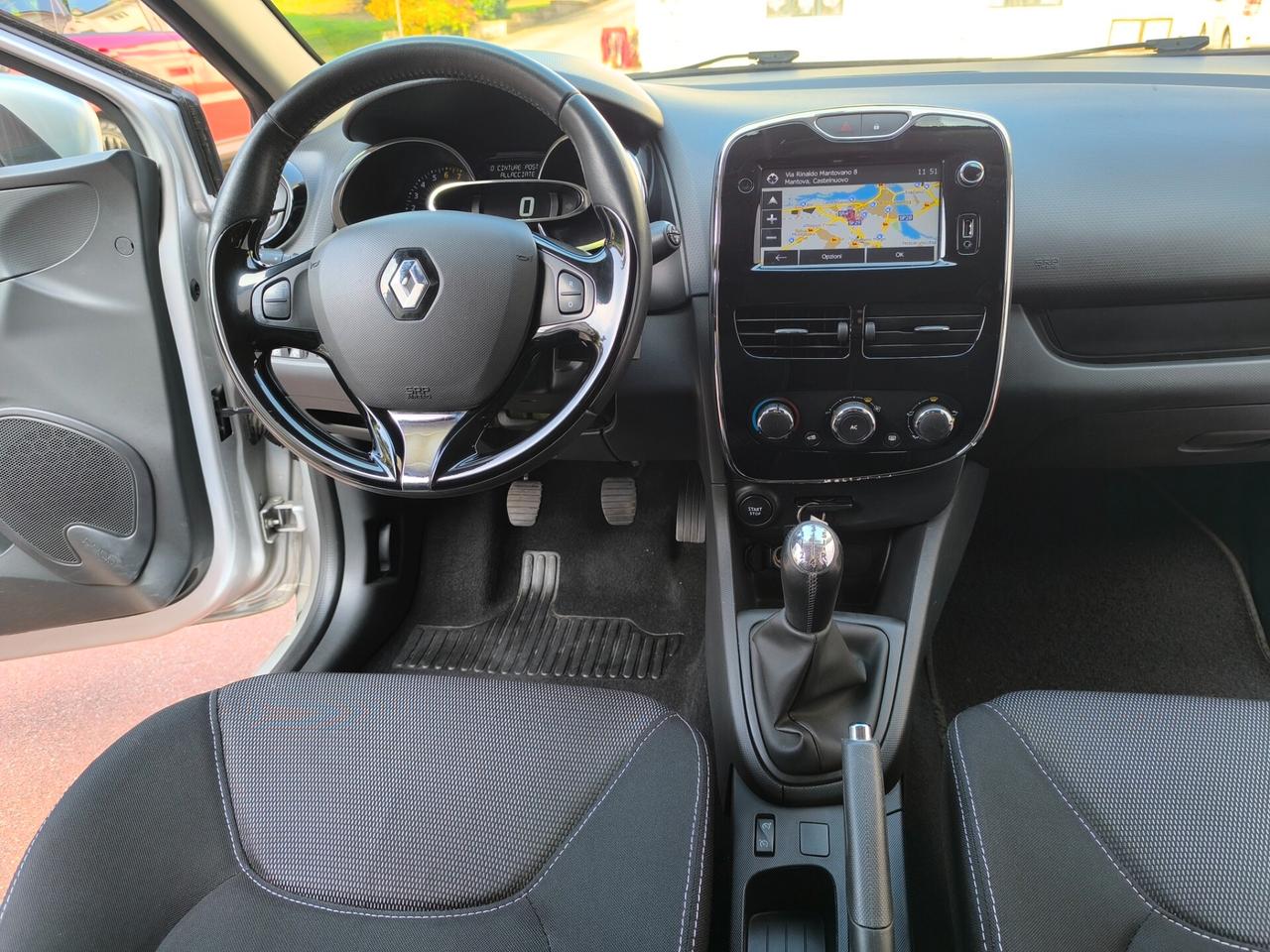 Renault Clio 1.2 75CV 5 porte Costume National