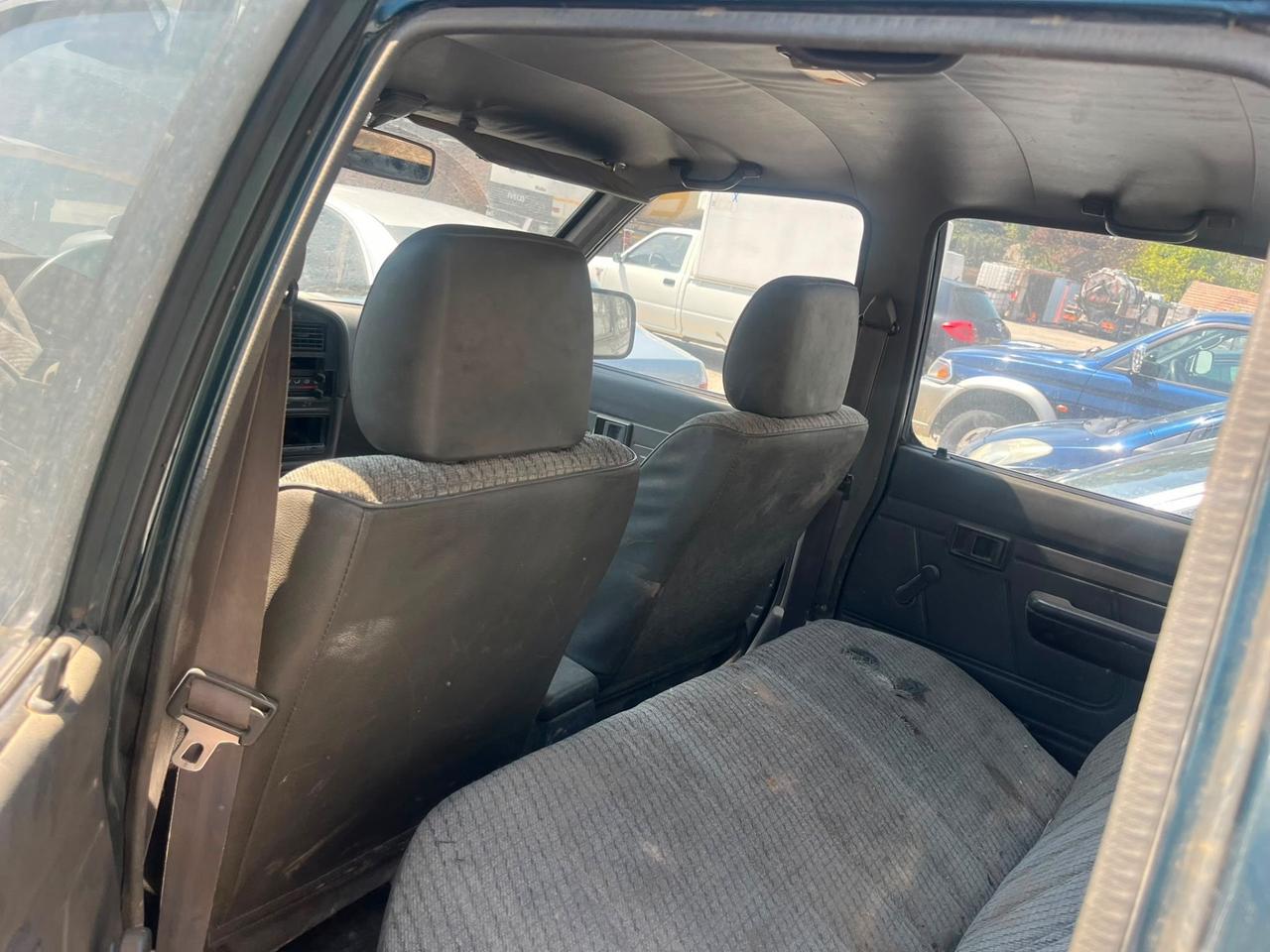 Toyota Hilux 2.4 diesel Pick-up