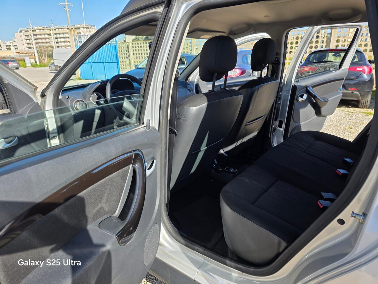 Dacia Duster 1.5 dCi 110CV 4x4 Lauréate 2012