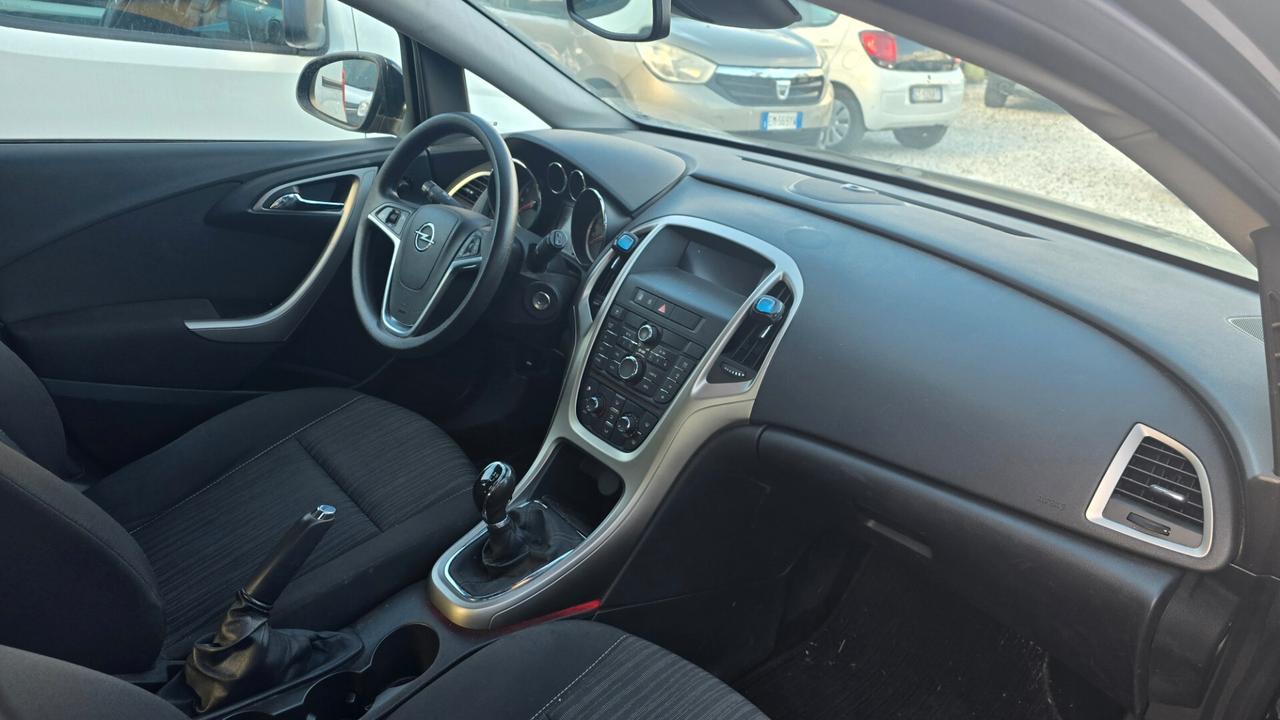 Opel Astra 1.4 100CV 5 porte Elective