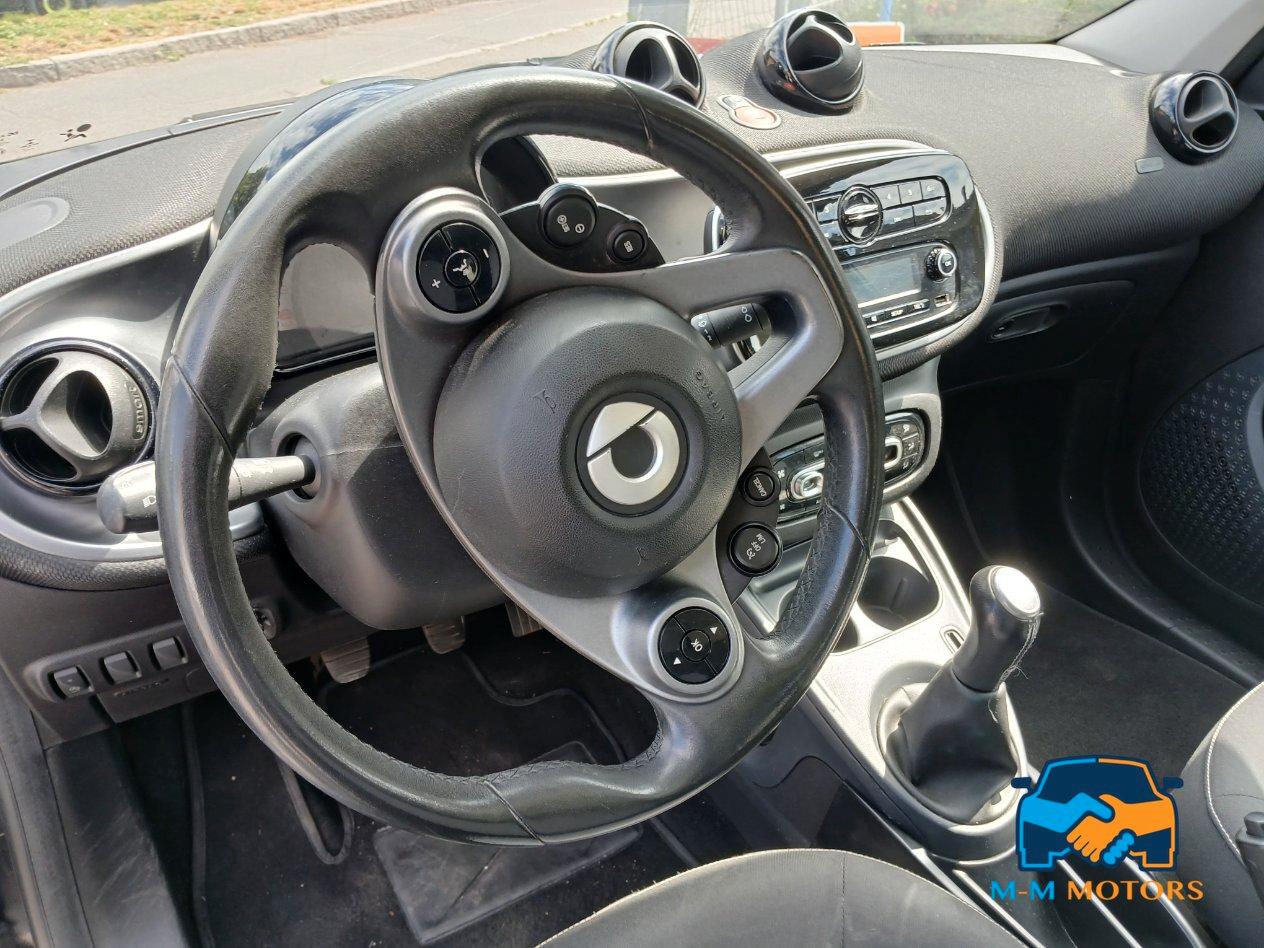 Smart forfour 1.0 Fidaty 71 cv *NEOPATENTATI*