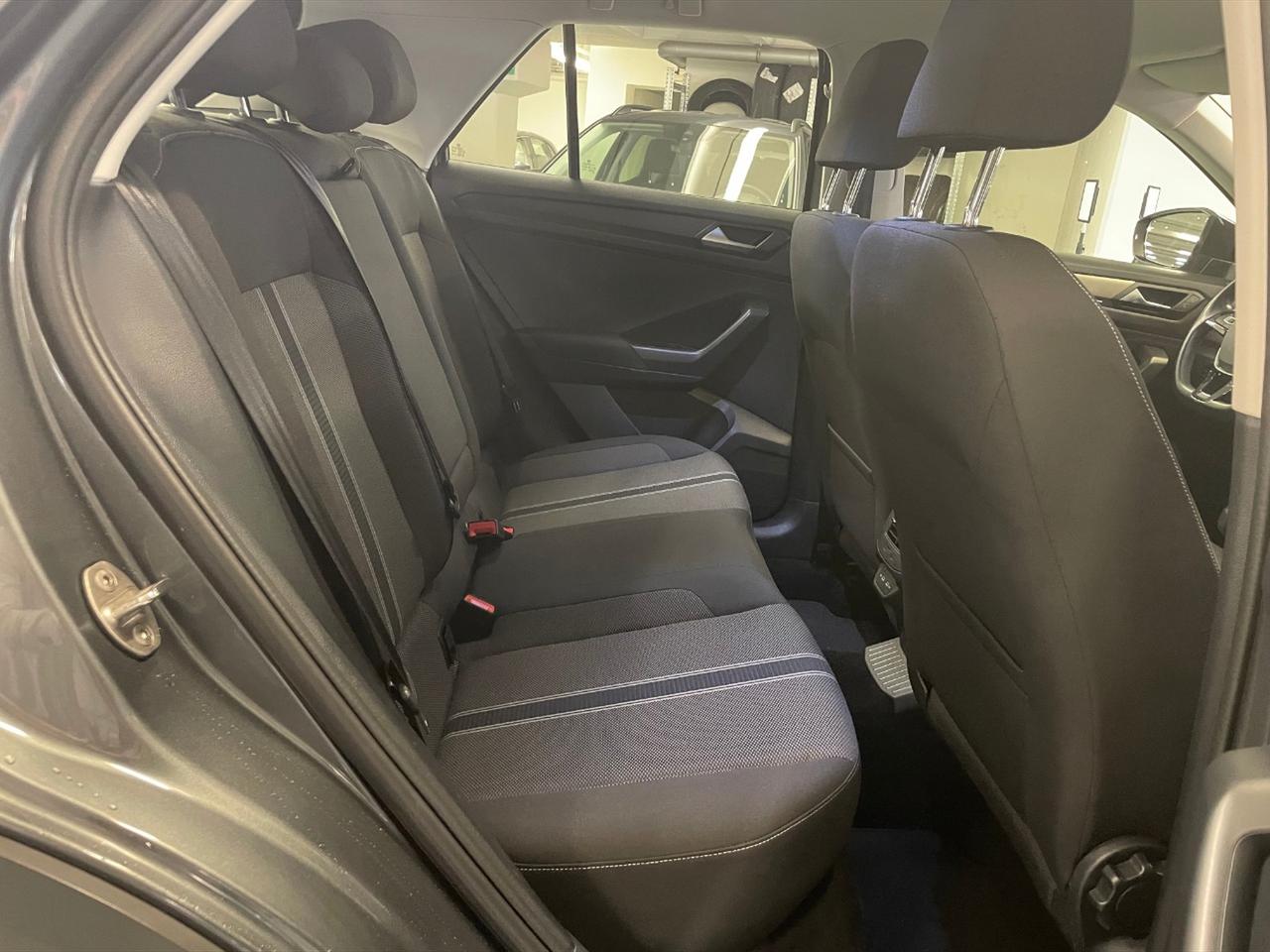 Volkswagen T-Roc 1.0 tsi style 110cv