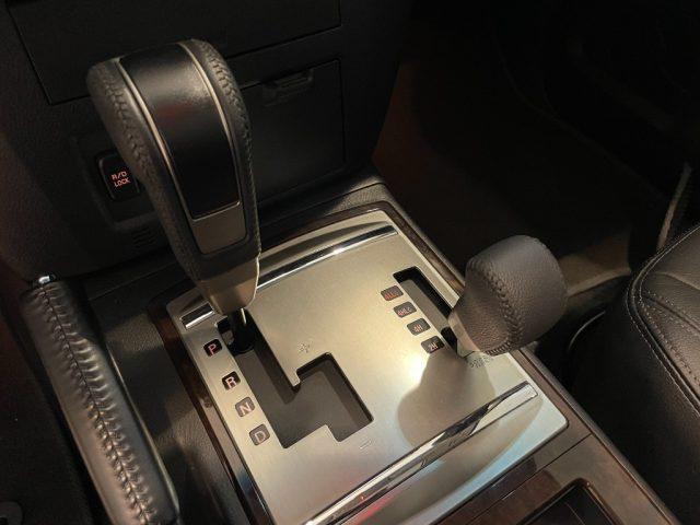 MITSUBISHI Pajero 3.8 4WD Gold Panorama Leder Alu