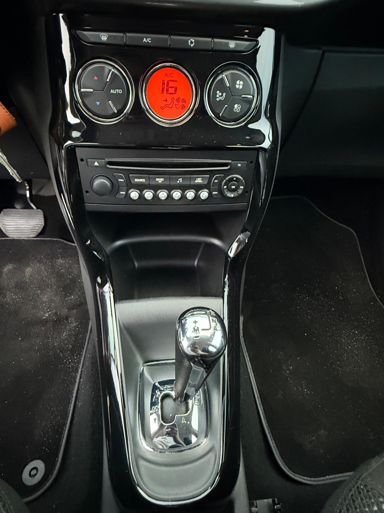 Citroen C3 1.4 VTi 95 CAMBIO AUTOMATICO
