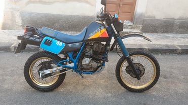 Suzuki DR 600
