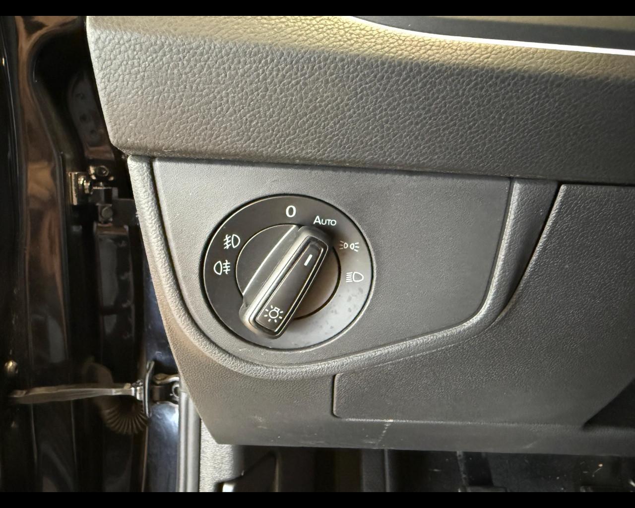 VOLKSWAGEN Taigo - Taigo 1.0 TSI 110 CV R-Line