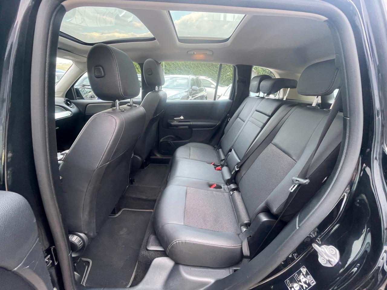 Mercedes-benz GLB 200 d Automatic Executive