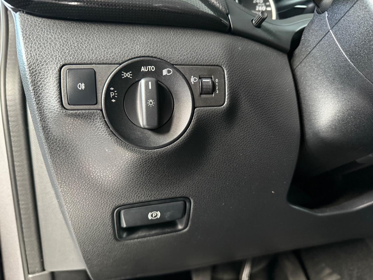 Mercedes-benz B 180 CDI BlueEFFICIENCY Premium MOTORE MERCEDES