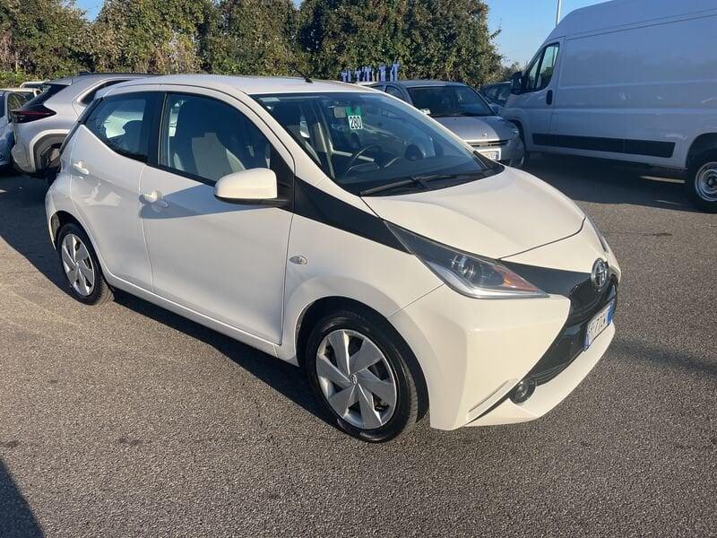 Toyota Aygo Aygo 1.0 VVT-i 69 CV 5 porte x-business MMT iva esposta compresa