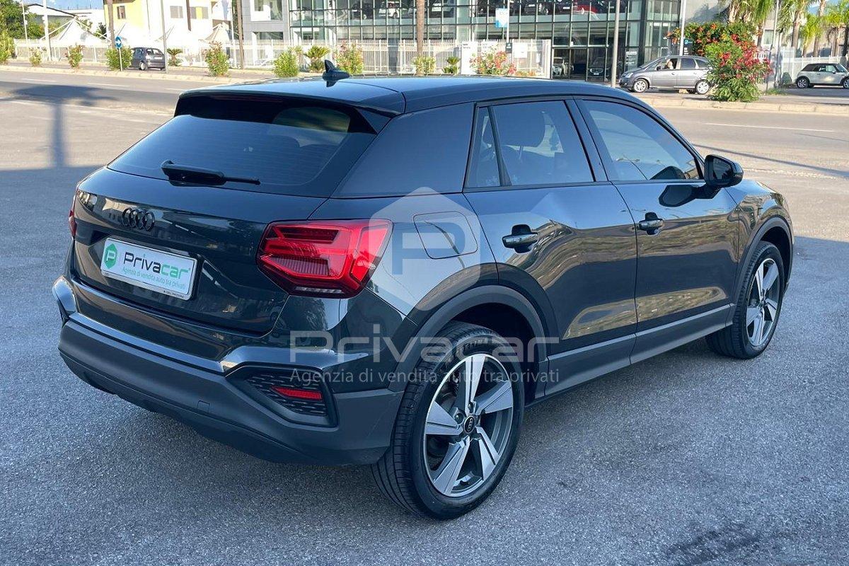 AUDI Q2 30 TDI S tronic Business Advanced