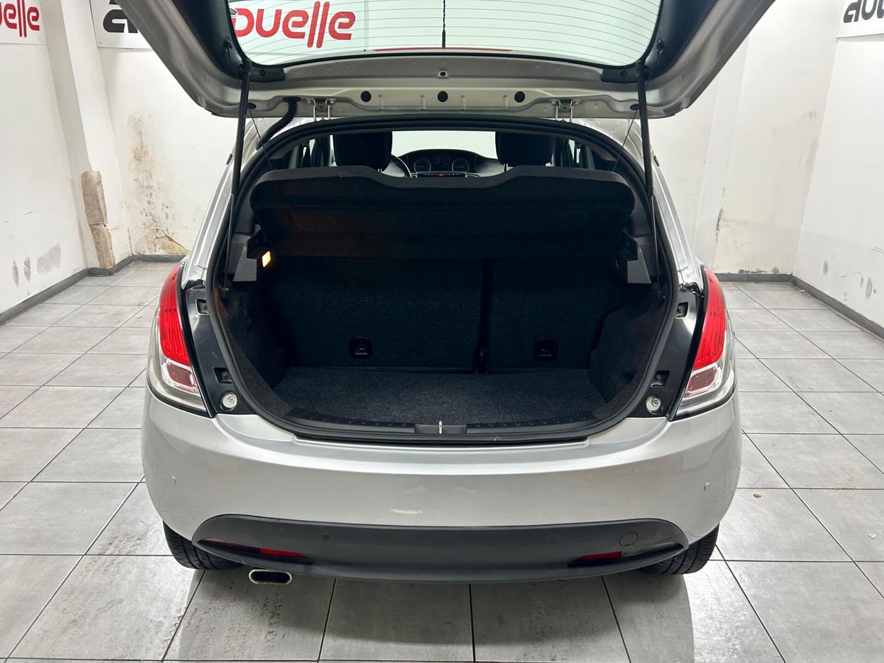 Lancia Ypsilon 1.2 69 CV 5 porte GPL Ecochic Gold