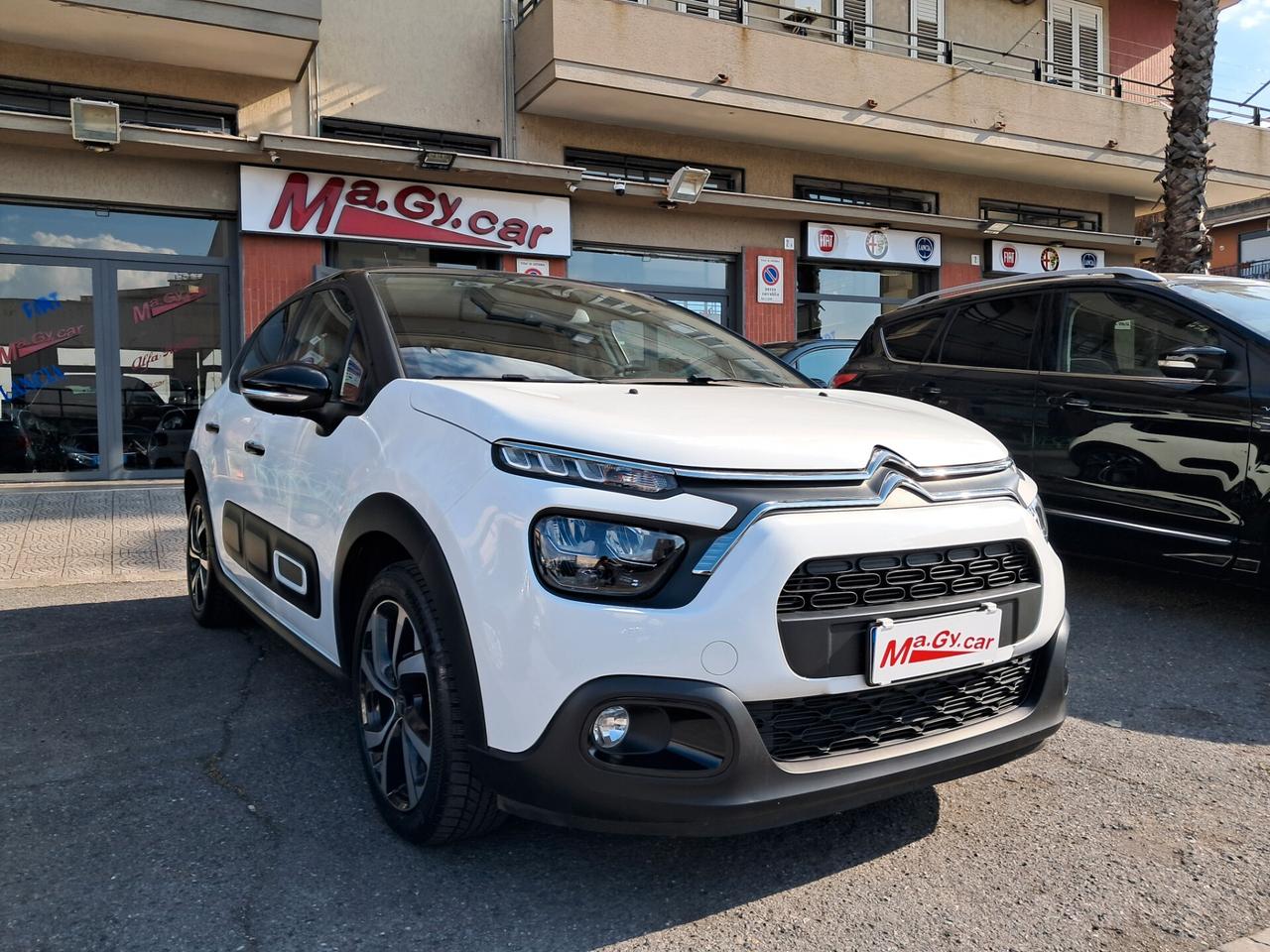 Citroen C3 PureTech 83 cv Shine Pack