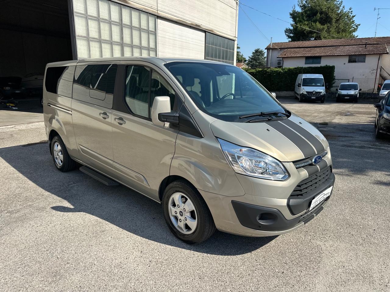 Ford Tourneo 2.0 TDCi 130CV aut. PL Finanziabile