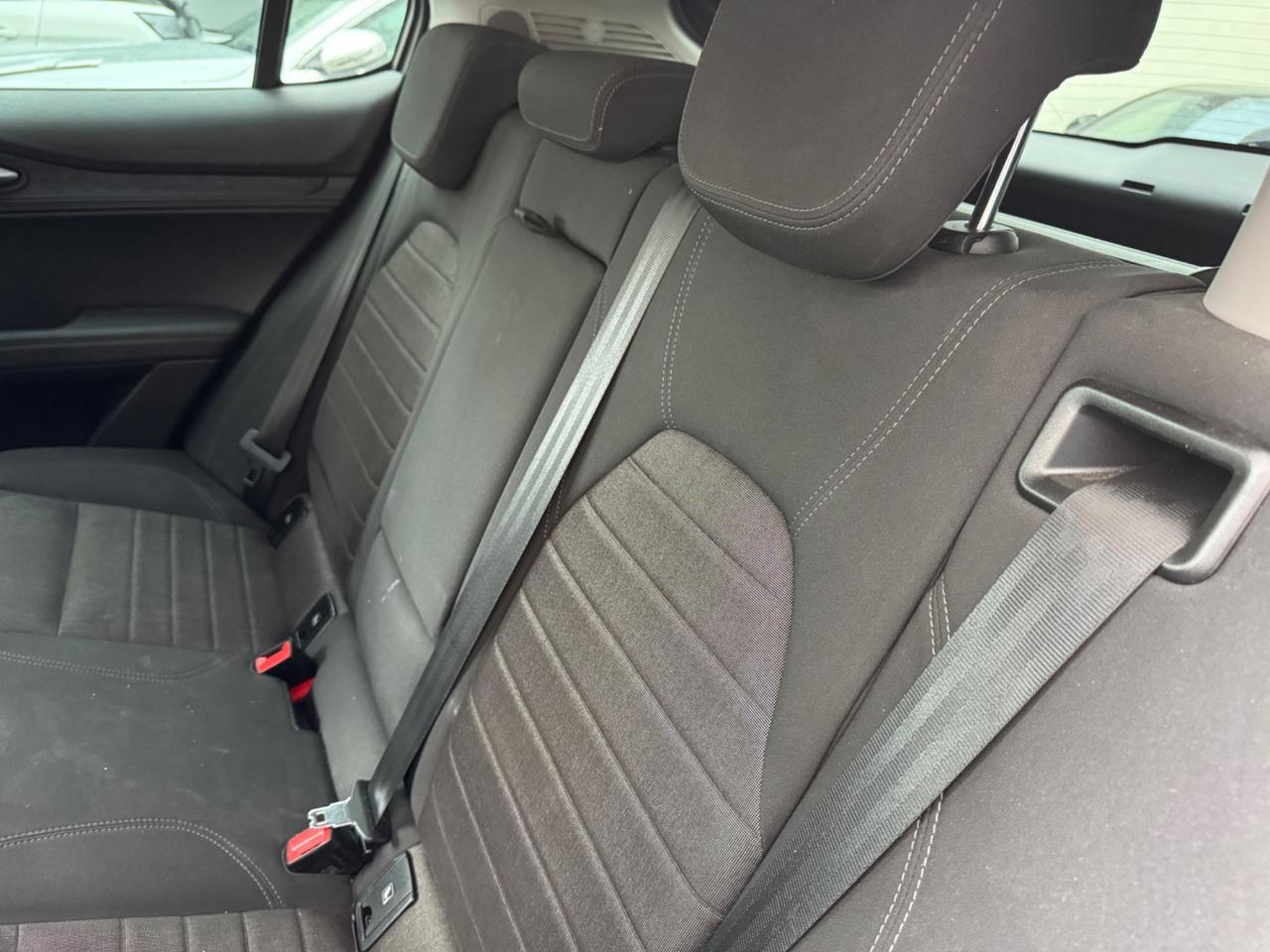 Alfa Romeo Stelvio 2.2 Turbodiesel 160 CV AT8 RWD Business