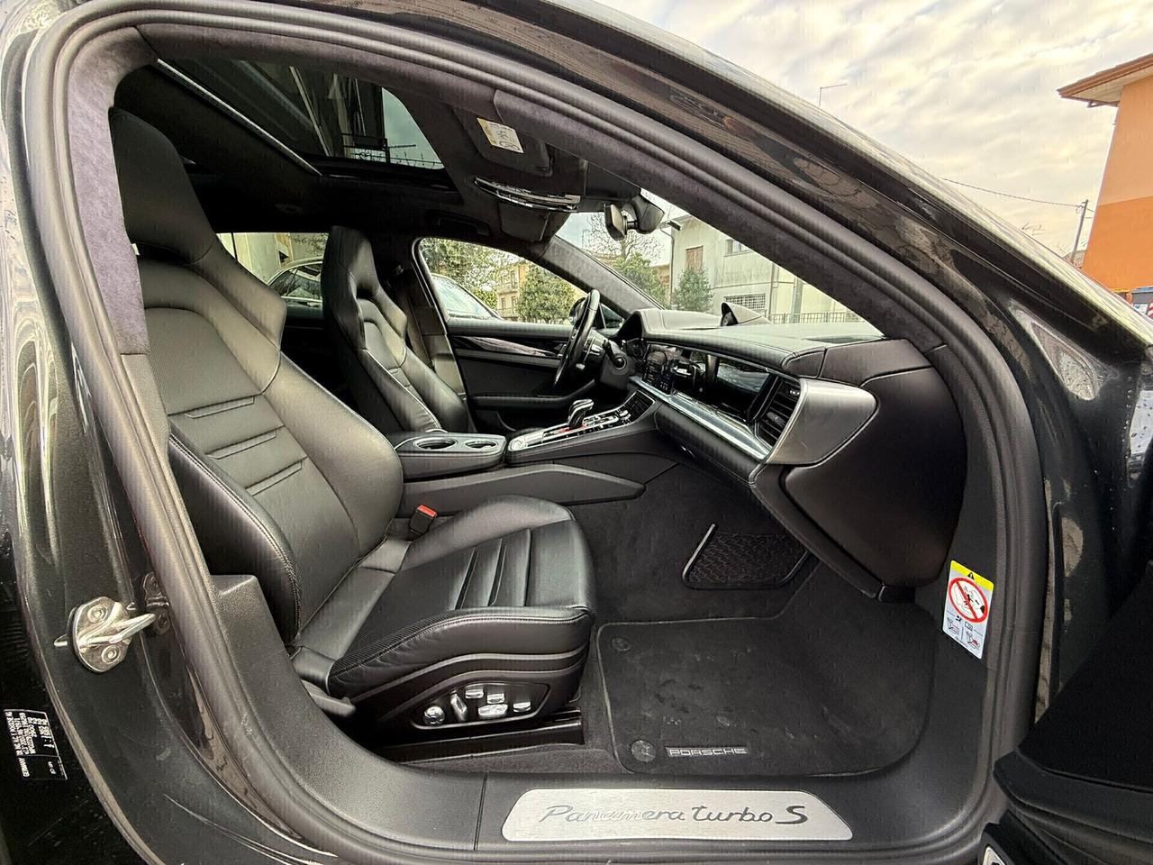 Porsche Panamera 4.0 Turbo S E-Hybrid Sport Turismo