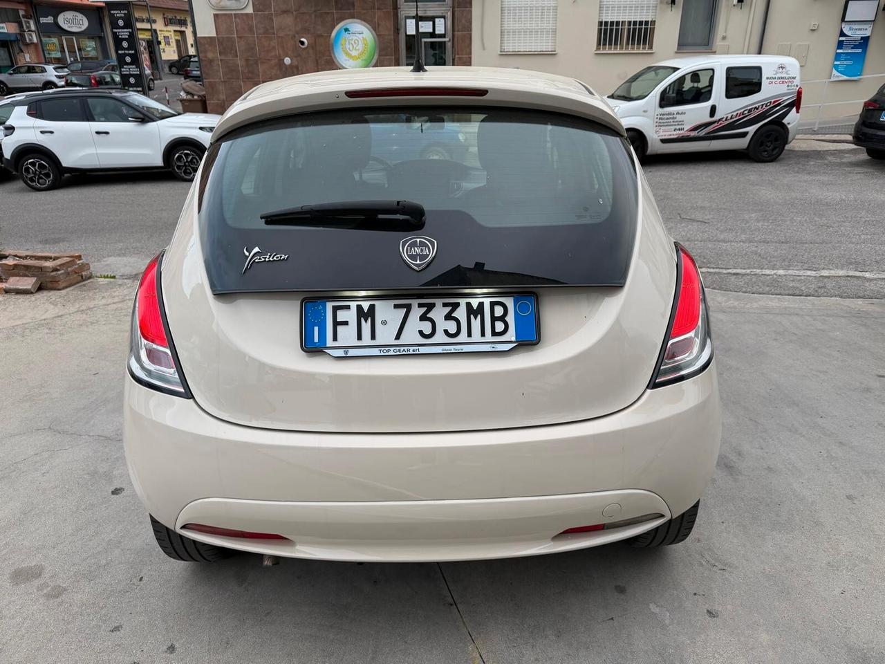 Lancia Ypsilon 1.3 MJT 16V 95 CV 5 porte