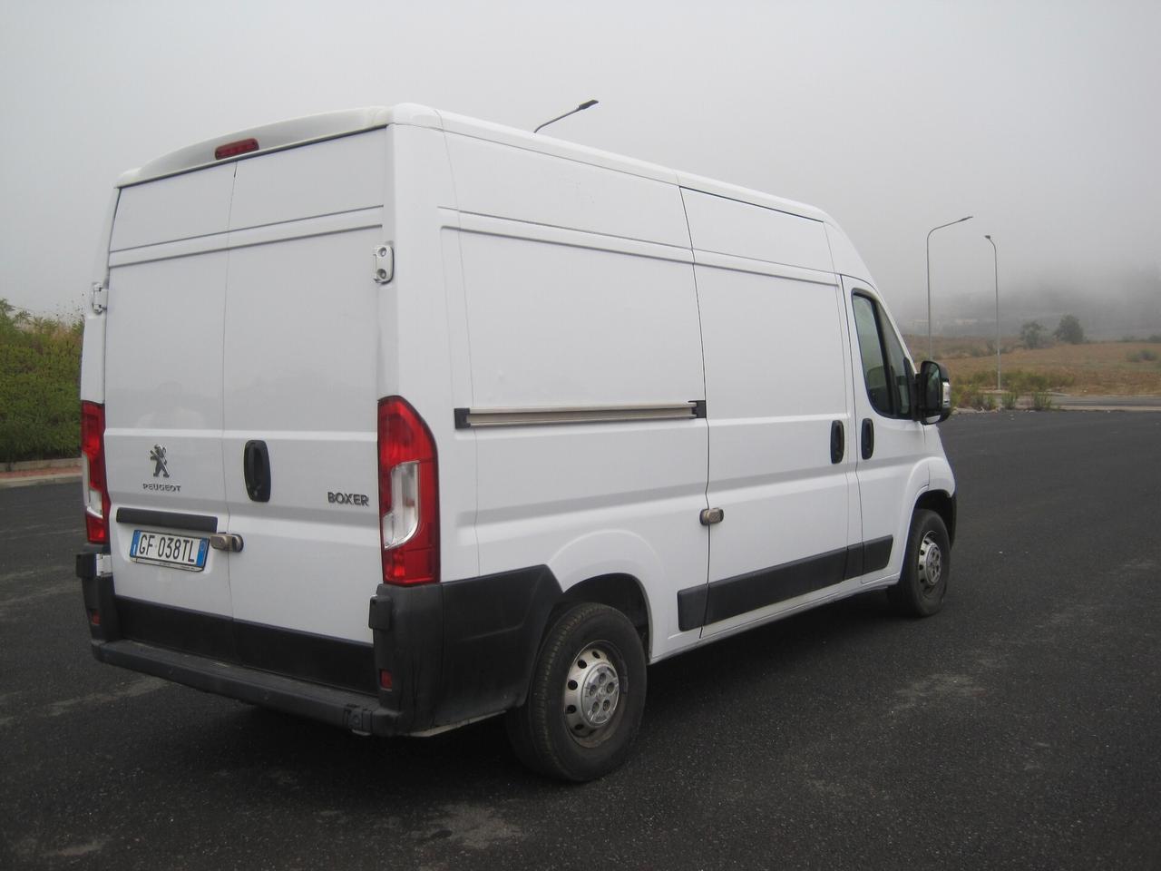 Peugeot Boxer 333 2.2 BlueHDi 140 S&S PM-TM Furgone