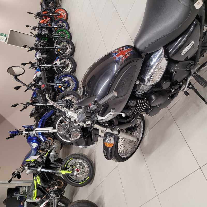 Triumph Legend TT 900 - 1999