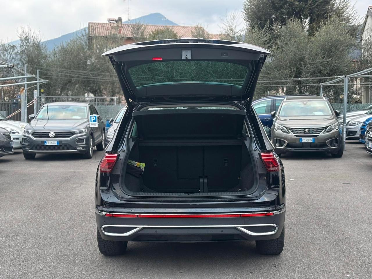 Volkswagen Tiguan 2.0 TDI 150 CV SCR DSG Elegance