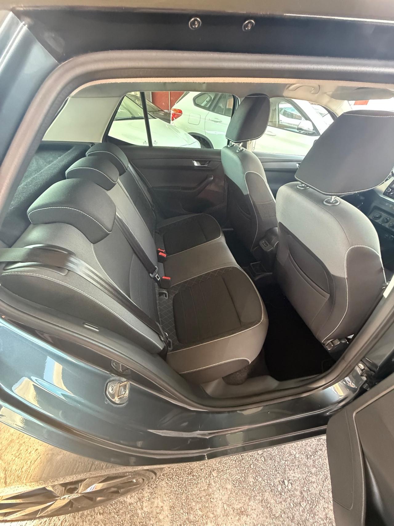 Fabia 1.0 TSI 110 CV DSG Twin Color Monte Carlo-unipro