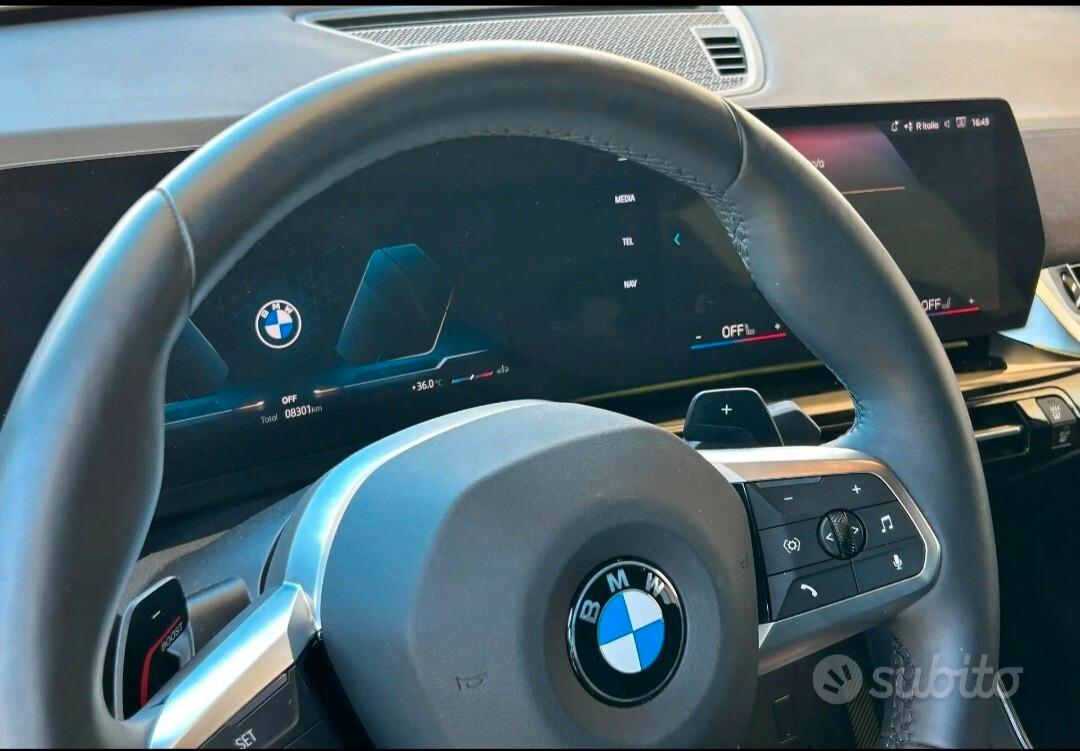 Bmw X2 18d Msport Pro grigio opaco Pinze blue