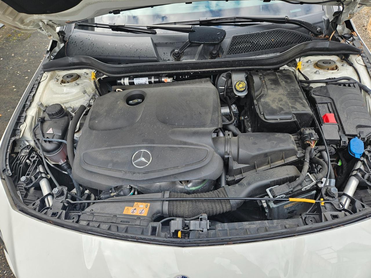 Mercedes-benz CLA 180 Premium