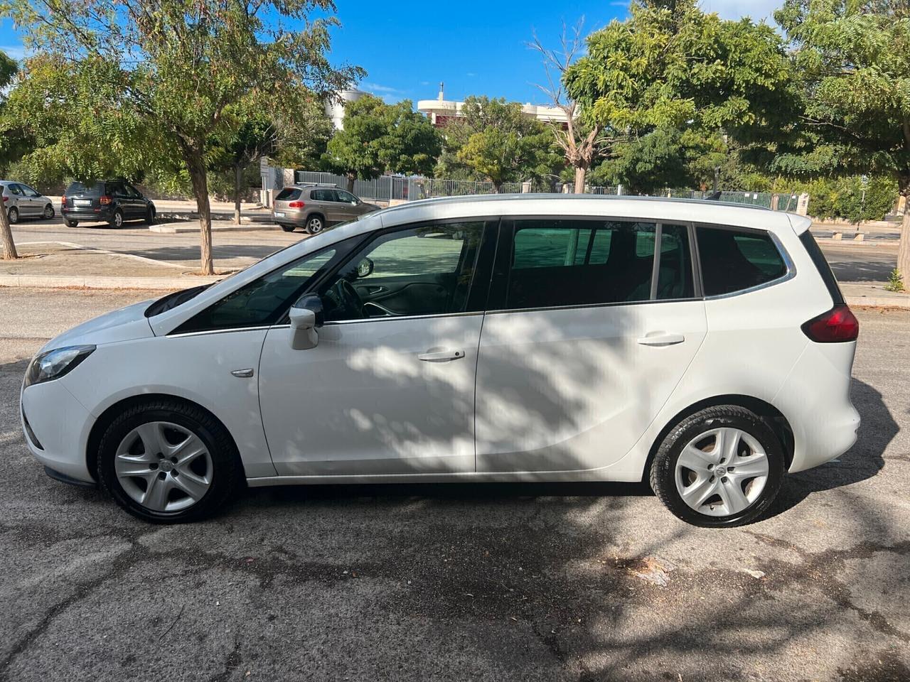 Opel Zafira - 7 POSTI