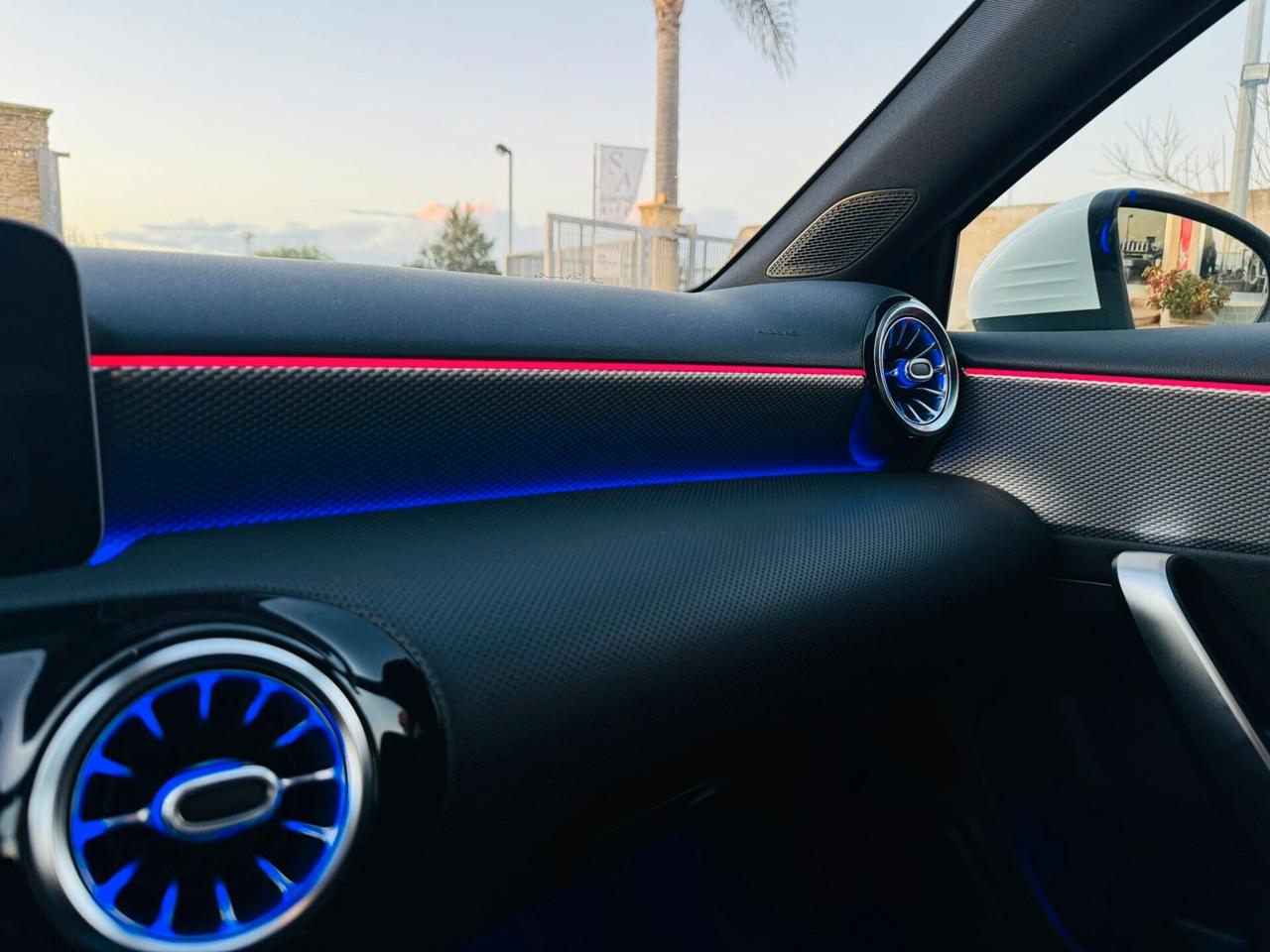 Mercedes-benz A 180d Automatic Sport Plus Led Ambient